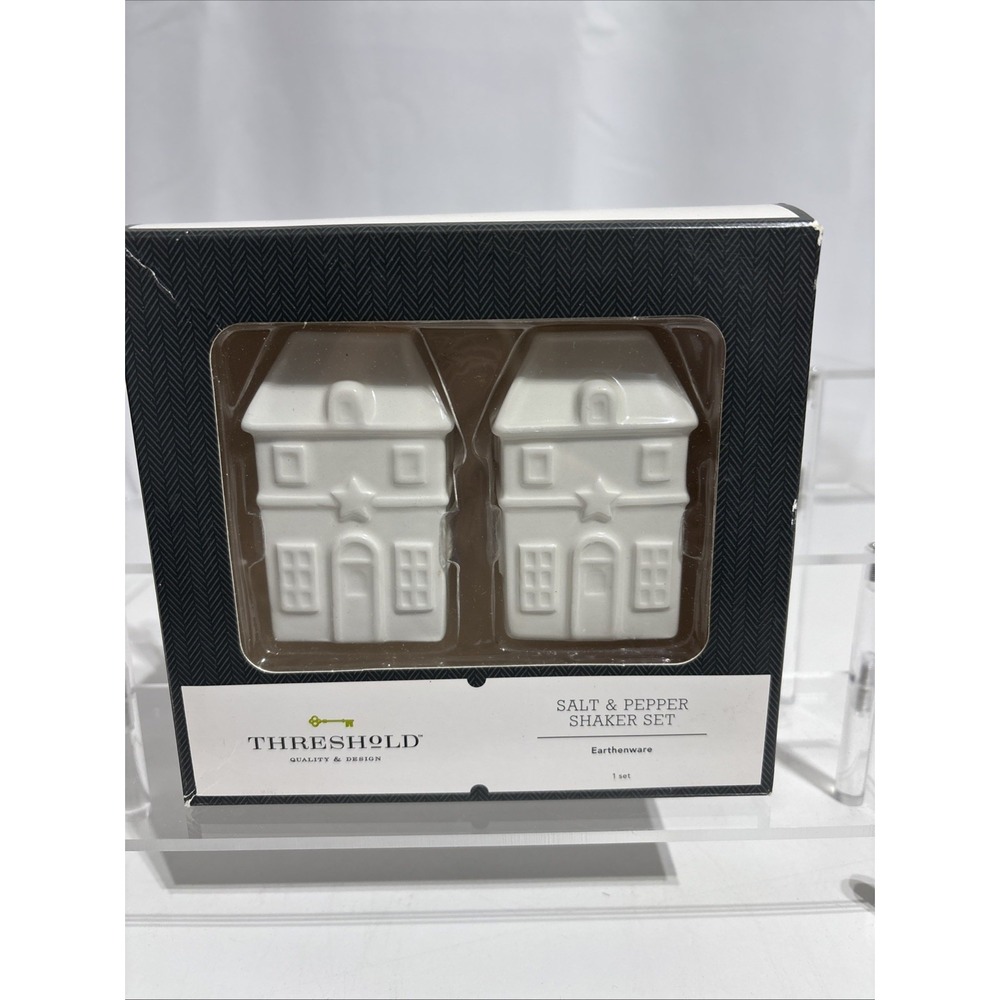 Threshold 2pc‎ Earthenware House Salt & Pepper Shaker Set White Christmas